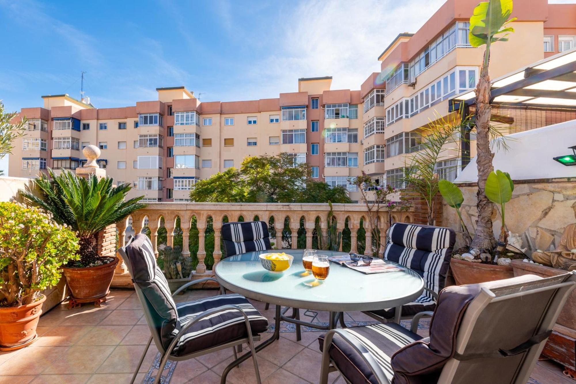Mcgomez House Apartment Малага Екстериор снимка
