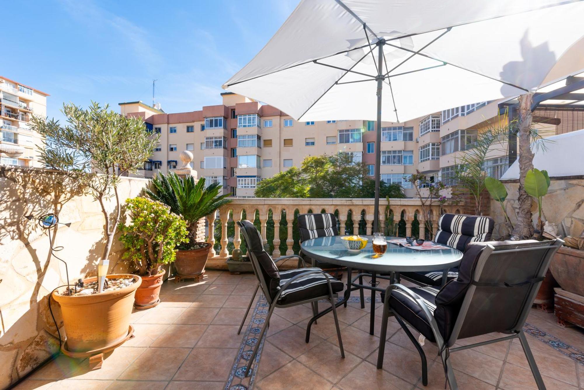 Mcgomez House Apartment Малага Екстериор снимка