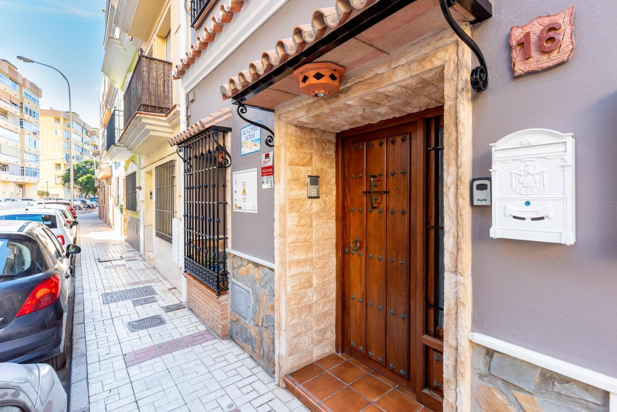 Mcgomez House Apartment Малага Екстериор снимка