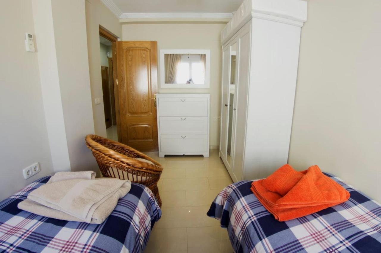 Mcgomez House Apartment Малага Екстериор снимка